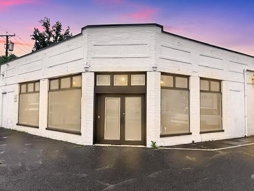 30 Johnson Ave, Hackensack, NJ, 07601-4818 | Card Image