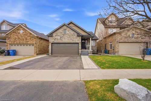 57 Wideman Blvd, Guelph, ON, N1E0H9 | Card Image