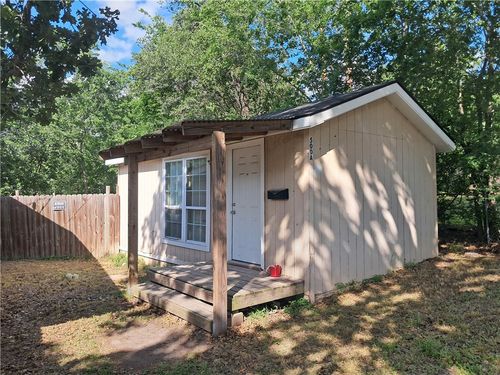 b-500 #B Nagle St, College Station, TX, 77840-1429 | Card Image