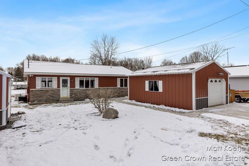 4351 Chippewa Trl, Fremont, MI, 49412-9706 | Card Image