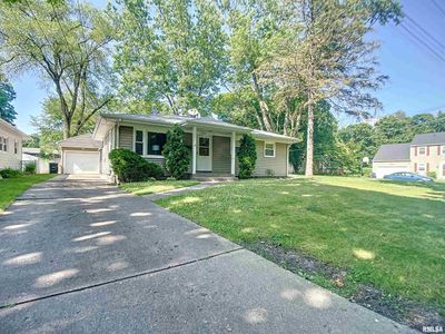 3323 25 Th Avenue, House other with 4 bedrooms, 1 bathrooms and null parking in Rock Island IL | Image 2