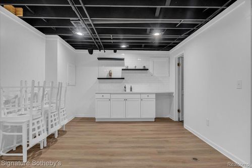 38383 Saddle Ln, Clinton Twp, MI, 48036-1782 | Card Image