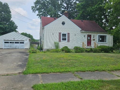 2124 Hillside Terrace, Akron, OH, 44305 | Card Image