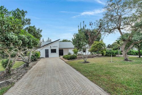 14840 Sw 21st St, Davie, FL, 33326-2004 | Card Image