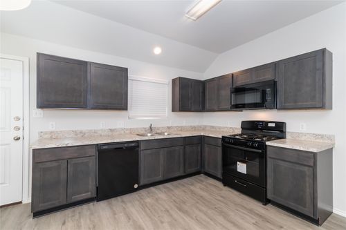 8603 Hilda Oaks Dr, Houston, TX, 77028-4573 | Card Image