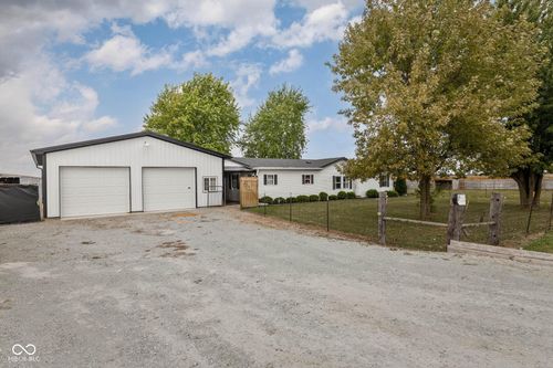 10417 S State Road 109, Markleville, IN, 46056-9747 | Card Image