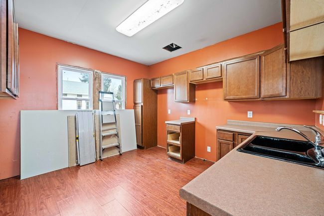 241 W Hardanger Gate, Home with 3 bedrooms, 2 bathrooms and 4 parking in LEE IL | Image 20