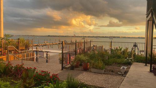 apt-96-3535 Nasa Pkwy, Seabrook, TX, 77586-6429 | Card Image