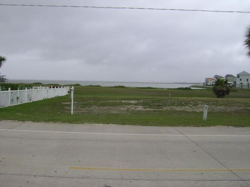 Lot 27 Tiki Dr, Tiki Island, TX, 77554 | Card Image