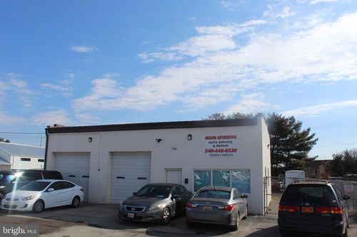 706 N East Street, FREDERICK, MD, 21701 | Card Image