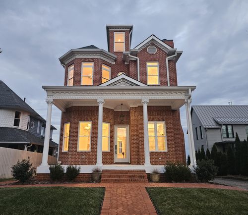 1115 E Brow Rd, Lookout Mountain, TN, 37350-1015 | Card Image