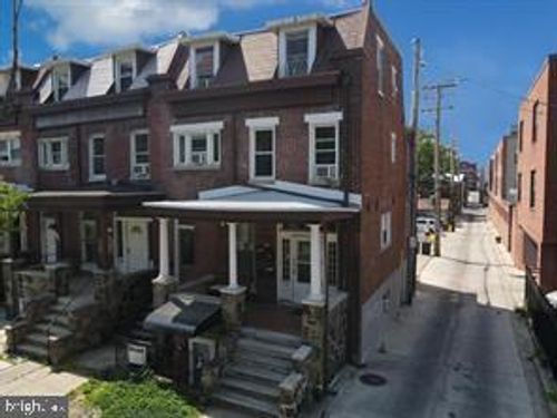 2-101 E 33rd St, BALTIMORE, MD, 21218-3204 | Card Image