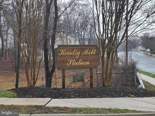 437 Woodhill Dr, OWINGS MILLS, MD, 21117-1372 | Card Image