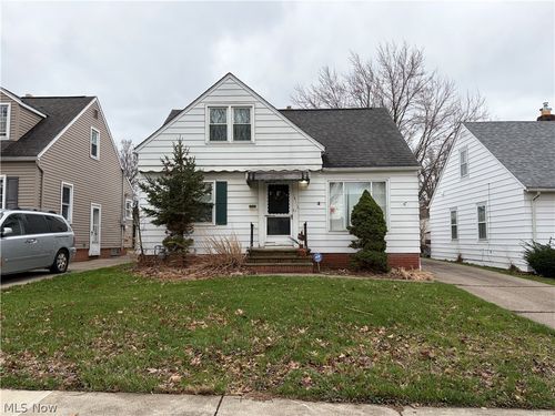 14112 Krems Ave, Maple Heights, OH, 44137-3602 | Card Image