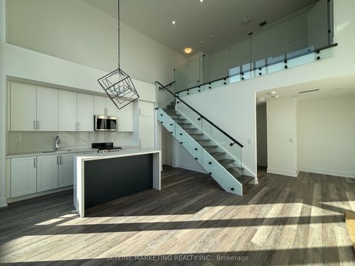103-2450 Old Bronte Rd, Oakville, ON, L6M5P6 | Card Image