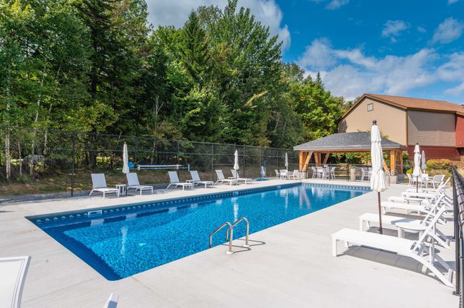 38 - 33D White Oaks Loop, Condo with 3 bedrooms, 3 bathrooms and null parking in West Dover VT | Image 17