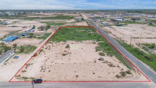 7010 W Hackberry St, Odessa, TX, 79766-1395 | Card Image