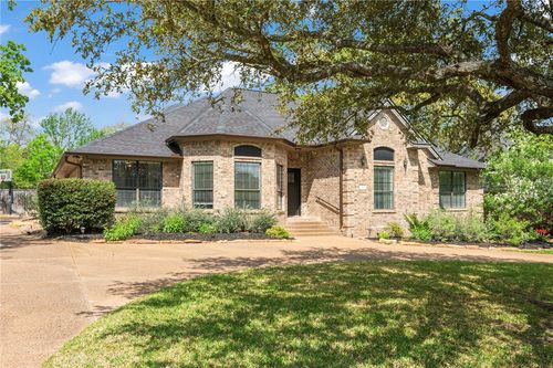 1103 12th Man Cir, College Station, TX, 77845-8979 | Card Image