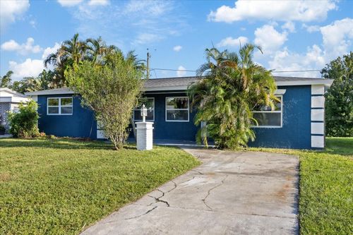 2698 46th Avenue N, St Petersburg, FL, 33714 | Card Image