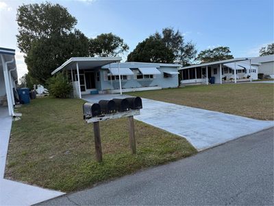 7411 Fairlane Avenue, House other with 2 bedrooms, 1 bathrooms and null parking in BROOKSVILLE FL | Image 2