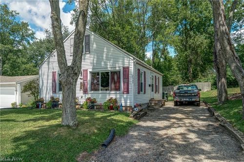 2309 43rd St Nw, Canton, OH, 44709-2119 | Card Image