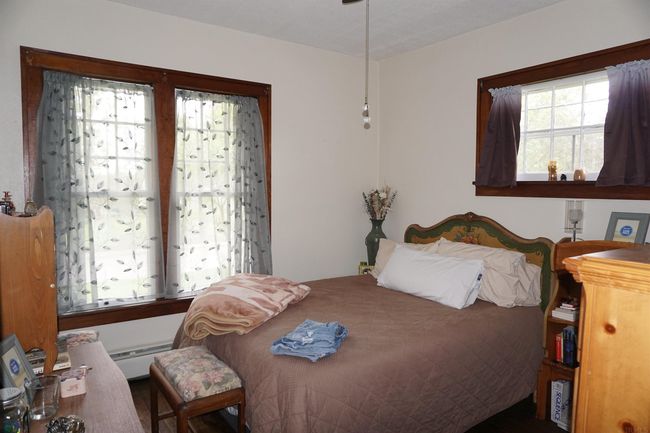 117 W Adams St, House other with 2 bedrooms, 1 bathrooms and null parking in Berne IN | Image 7