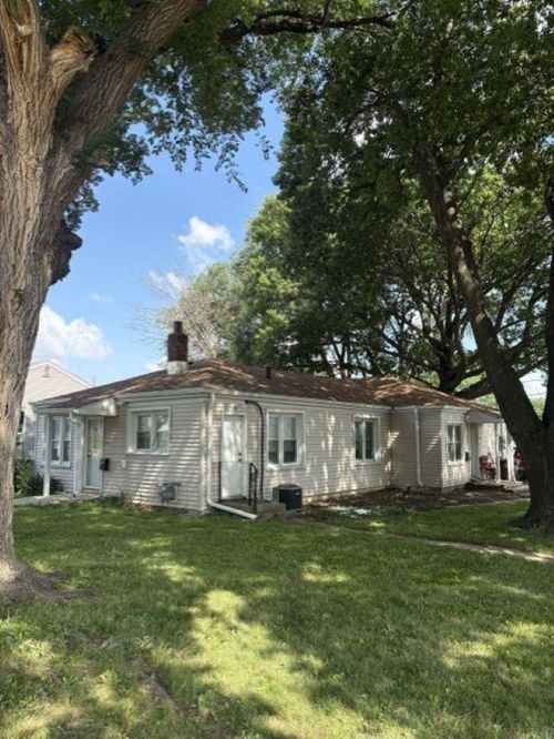 320 Ohio Street, Waterloo, IA, 50702 | Card Image