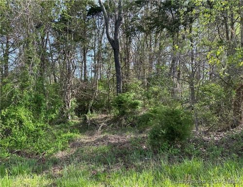 16-16 Eagle Point Dr Ne, New Salisbury, IN, 47161 | Card Image