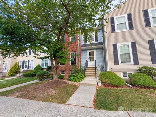 10 Mochen Ct, Sayreville, NJ, 08872-2205 | Card Image