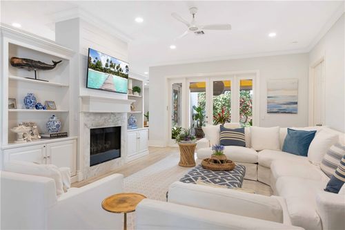 8427 Sabal Palm Ct, Vero Beach, FL, 32963-4296 | Card Image