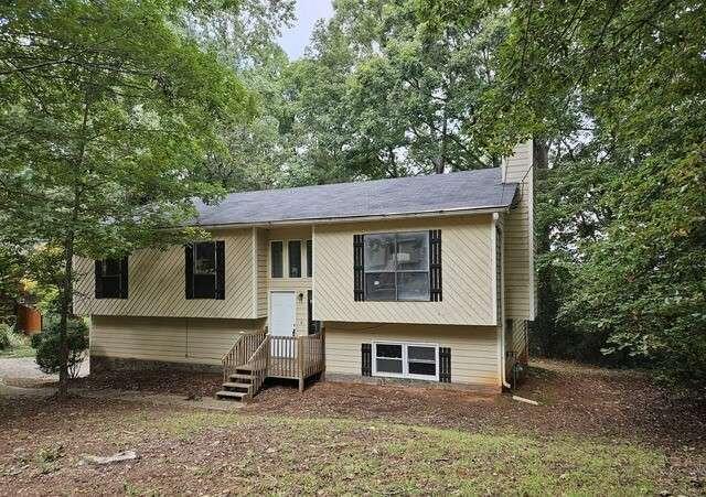Sutton Pl, Douglasville, GA 30135