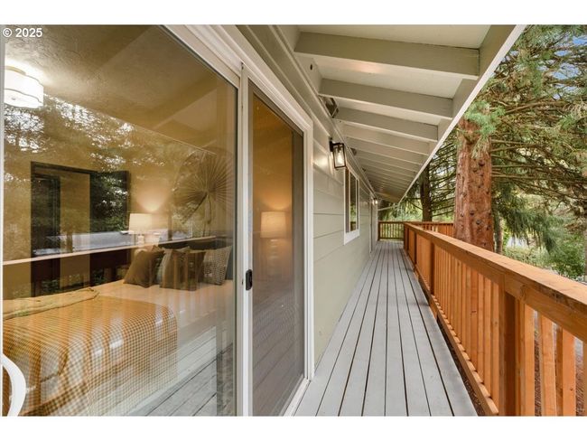 4819 Sw Hamilton St, House other with 4 bedrooms, 3 bathrooms and 2 parking in Portland OR | Image 42