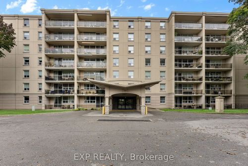 407-6390 Huggins Street, Niagara Falls, ON, L2J1H1 | Card Image