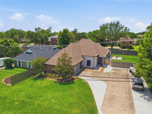 4148 Weaver Rd, Lake Charles, LA, 70605-4004 | Card Image