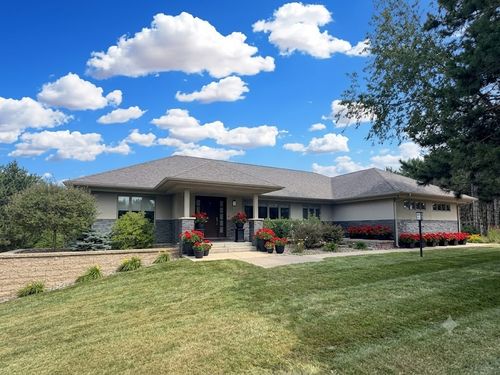5256 Terre Bone Trl, Eau Claire, WI, 54701-9380 | Card Image