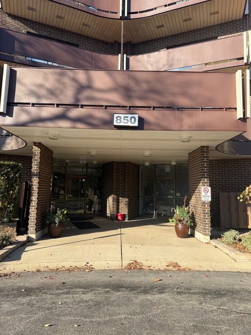 unit-415-850 Wellington Ave, Elk Grove Village, IL, 60007-3351 | Card Image