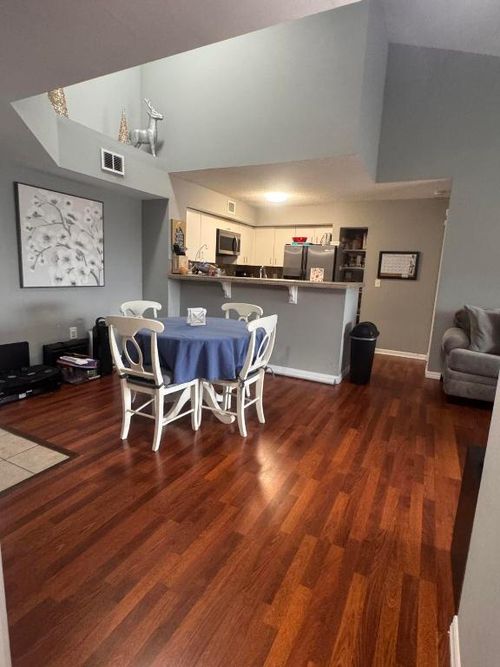 307-1707 Village Blvd, West Palm Beach, FL, 33409-2067 | Card Image