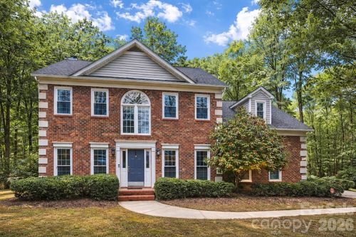 551 Dovefield Dr, Indian Trail, NC, 28079-4121 | Card Image