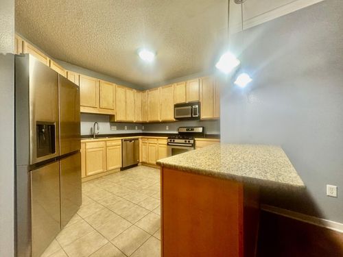 unit-115-619 8th St Se, Minneapolis, MN, 55414-1193 | Card Image