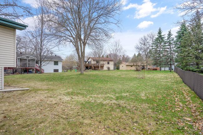 3977 Woodview Drive, House other with 3 bedrooms, 3 bathrooms and null parking in Vadnais Heights MN | Image 32