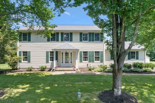 35 Brookside Dr, Skillman, NJ, 08558-2104 | Card Image