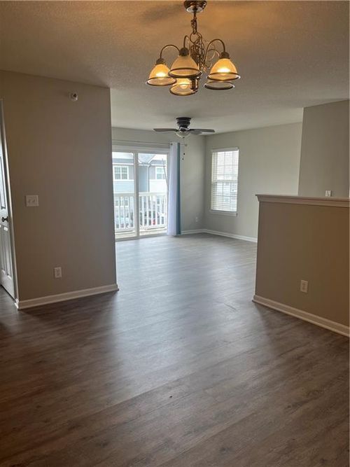unit-2-5600 Ne 80th Ter, Kansas City, MO, 64119-7822 | Card Image