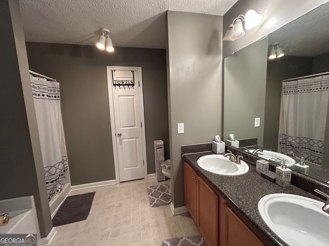 6550 Capitol Knl, Townhouse with 3 bedrooms, 3 bathrooms and null parking in Fairburn GA | Image 13