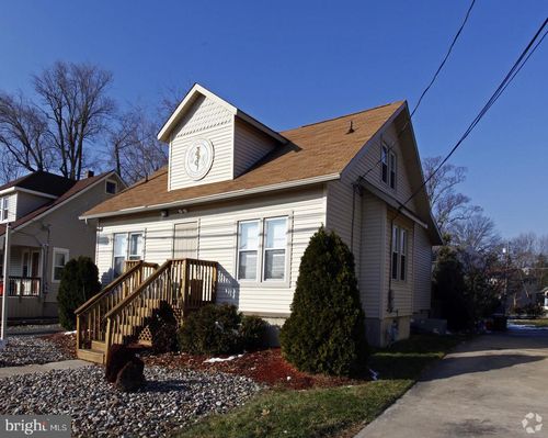 119 E Laurel Rd, Stratford, NJ, 08084-1324 | Card Image