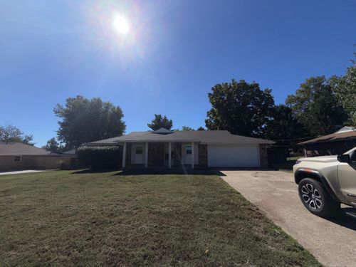 4160 W Tarkio St, Springfield, MO, 65802-5637 | Card Image