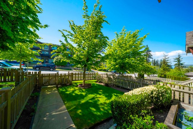 111 - 2738 158 Street, Townhouse with 4 bedrooms, 3 bathrooms and 2 parking in Surrey BC | Image 6