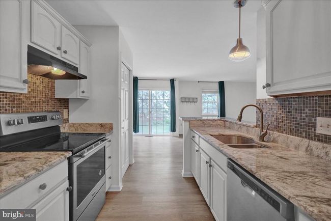 764 Keller Dr, Townhouse with 4 bedrooms, 4 bathrooms and null parking in LITITZ PA | Image 6