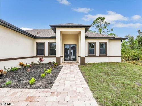 11153 Carnegie Ave, ENGLEWOOD, FL, 34224-9713 | Card Image