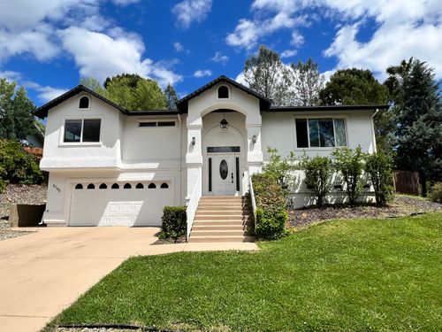 6165 Terra Linda Way, Redding, CA, 96003-4236 | Card Image