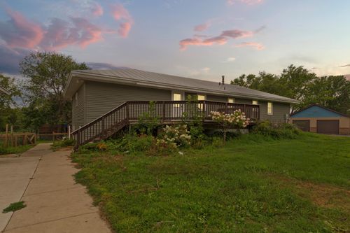 616 1st St N, Montgomery, MN, 56069-1432 | Card Image